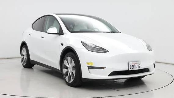 TESLA MODEL Y 2021 5YJYGDEE7MF304069 image